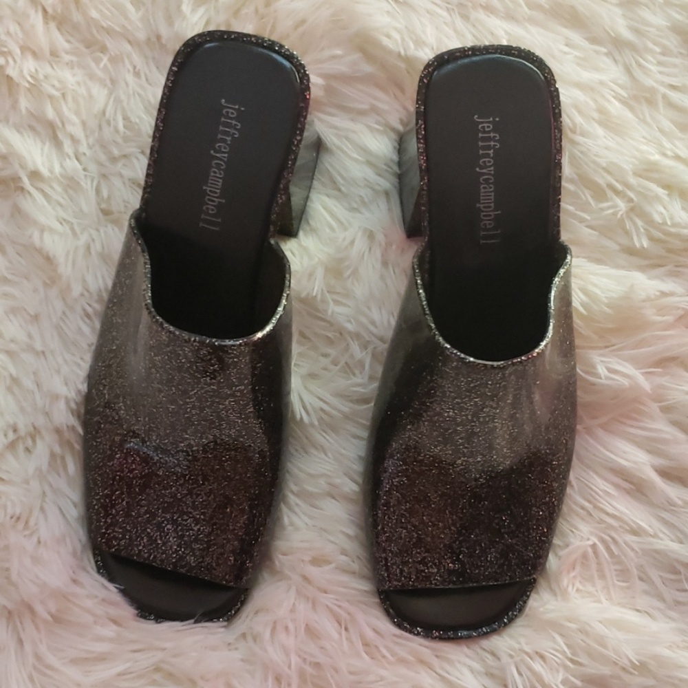 Open toe mules